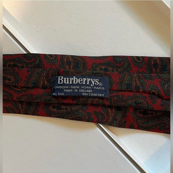 Burberry London Vintage Men's Tie All Silk Classic Nova Check Red Designer - Picture 2 of 2